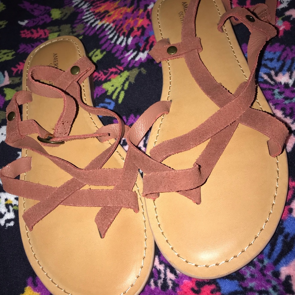 american eagle sandals